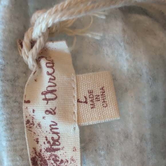 NWT hem & thread sweater dress, back knot detail - Picture 4 of 5